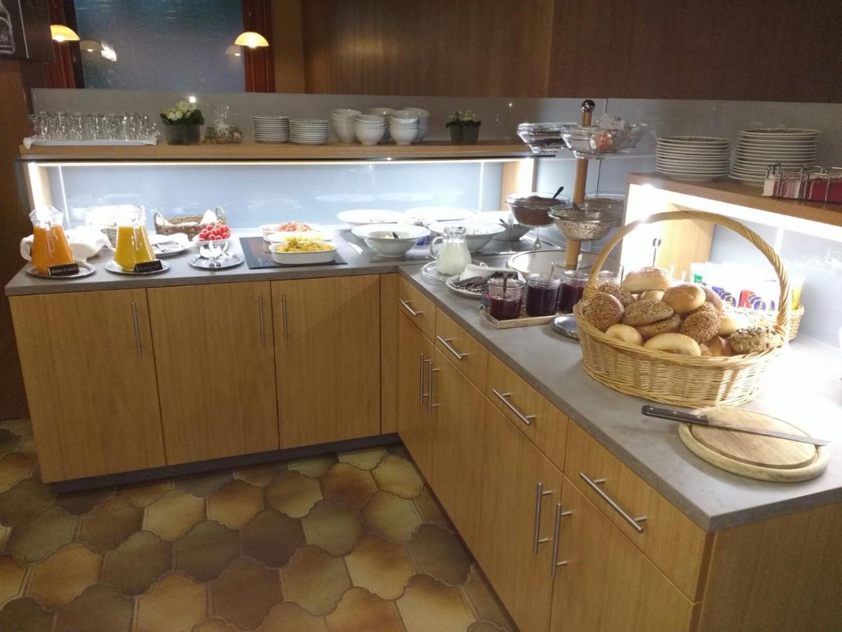 Landgasthof 'Zur Quelle' Wachtersbach Экстерьер фото